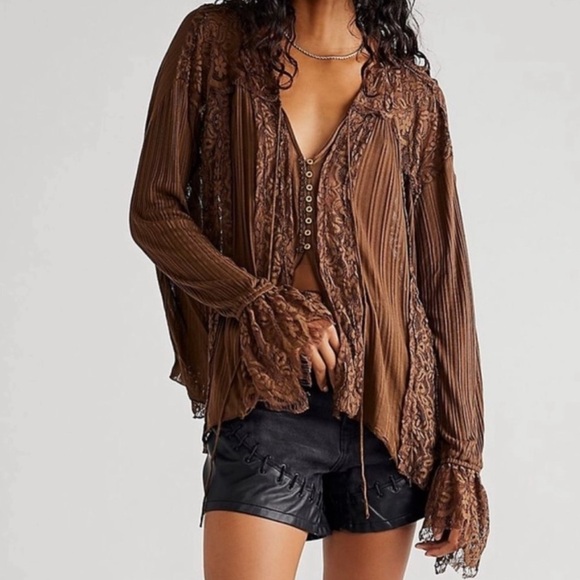 NWT FREE PEOPLE Beautiful Brown Georgia Lace Detail Women's Top ($128) - S - Picture 3 of 3